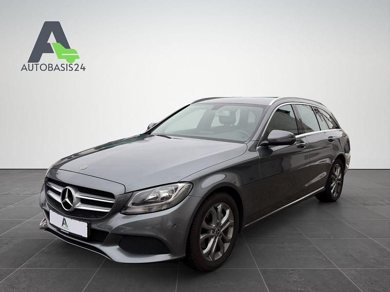 Gebraucht Mercedes C200 Avantgarde 136 PS (100 kW) 2017 Grau Kombi