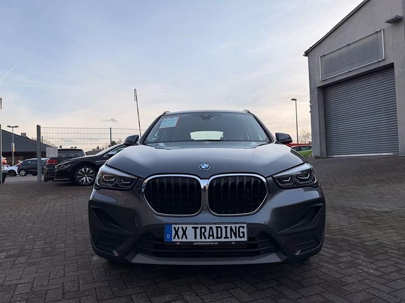 Gebraucht BMW X1 Advantage 125 PS (91 kW) 2022 Grau SUV