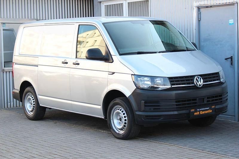 Gebraucht VW Transporter 102 PS (75 kW) 2019 Silber Van