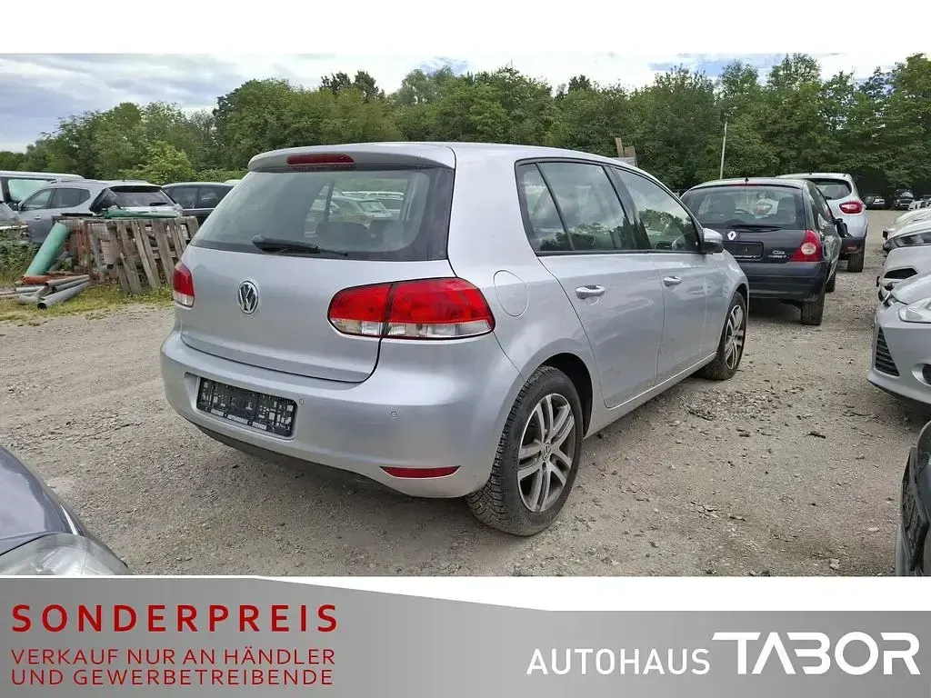 Gebraucht VW Golf VI 102 PS (75 kW) 2009 Reflexsilber Kleinwagen