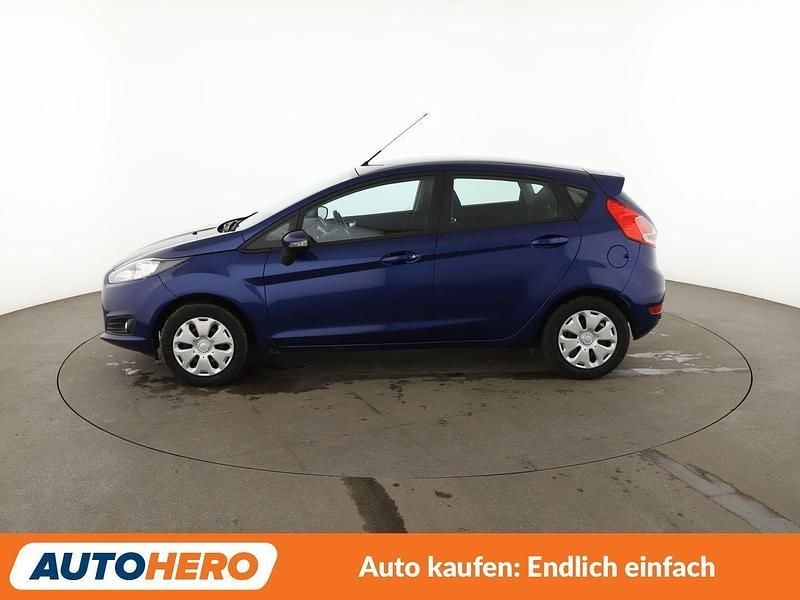 Gebraucht Ford Fiesta Celebration 101 PS (74 kW) 2017 Blau Limousine
