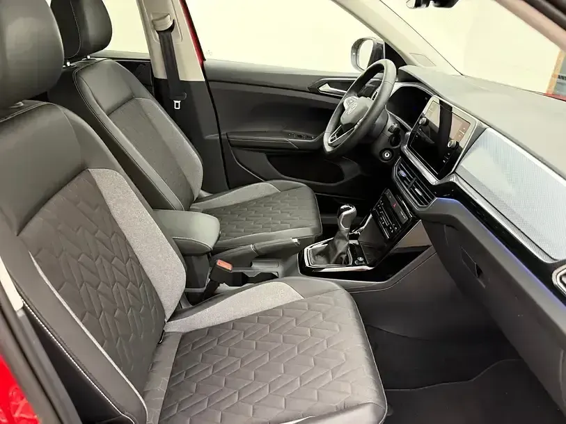 Gebraucht VW T-Cross Goal 116 PS (85 kW) 2025 Rot SUV