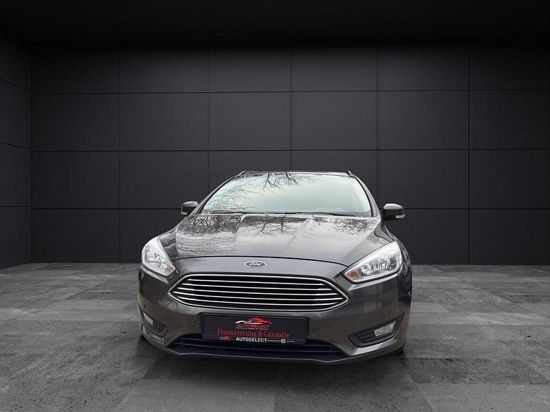 Gebraucht Ford Focus Business Edition 150 PS (110 kW) 2017 Grau Kombi
