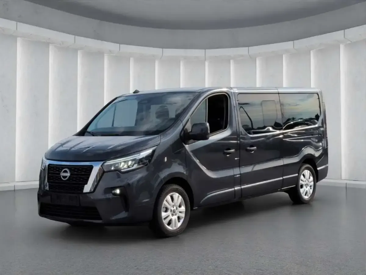 Gebraucht Nissan Primastar Tekna 150 PS (110 kW) 2025 Grau Van / Kleinbus
