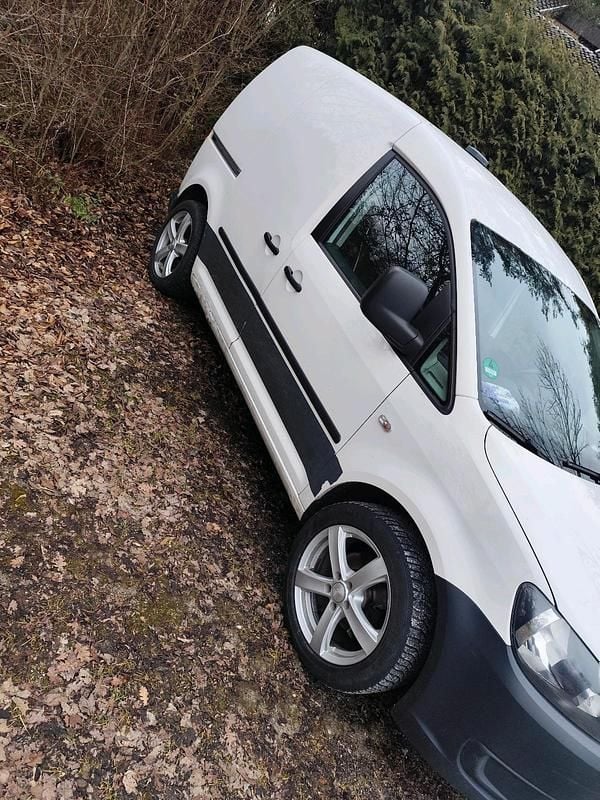 Gebraucht VW Caddy 102 PS (75 kW) 2013 Weiß Van / Kleinbus
