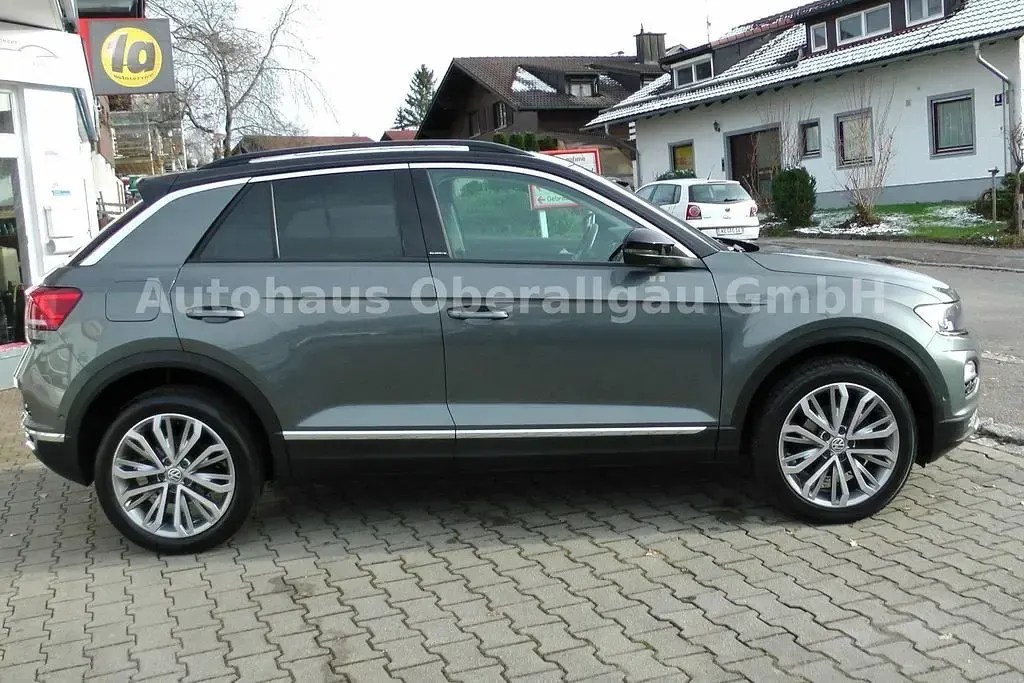 Gebraucht VW T-Roc IQ Drive 150 PS (110 kW) 2019 Grau SUV