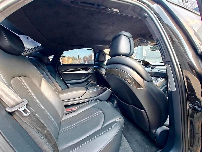 Gebraucht Audi S8 Basis 580 PS (426 kW) 2013 Schwarz Limousine