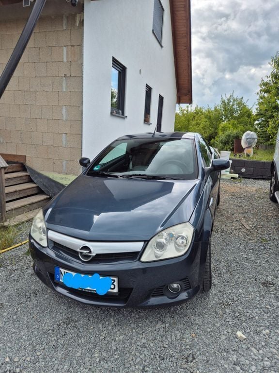 Blau Gebraucht 2006 Opel Tigra Design Edition Cabrio | 2.600 € (Fairer Preis) - Bild 1/4