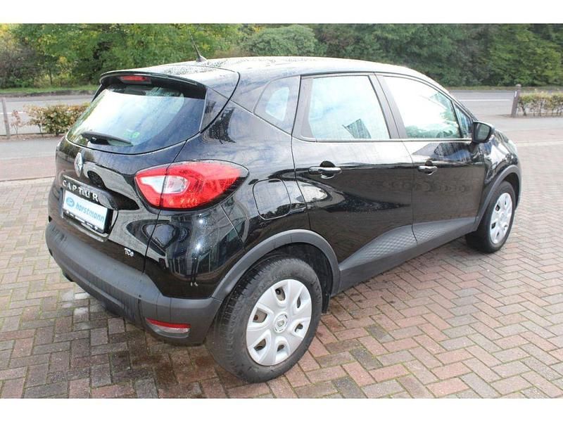 Gebraucht Renault Captur Expression 90 PS (66 kW) 2016 Schwarz SUV