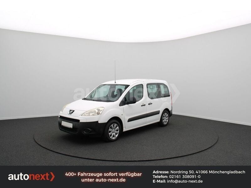 Weiß Gebraucht 2012 Peugeot Partner Tepee Van / Kleinbus | 5.490 € (Superpreis) - Bild 1/4