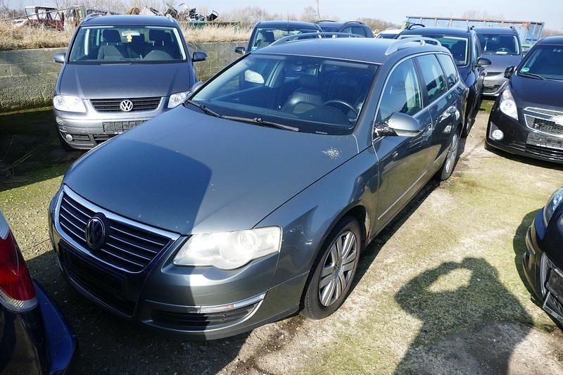 Gebraucht VW Passat 105 PS (77 kW) 2006 Grün Kombi
