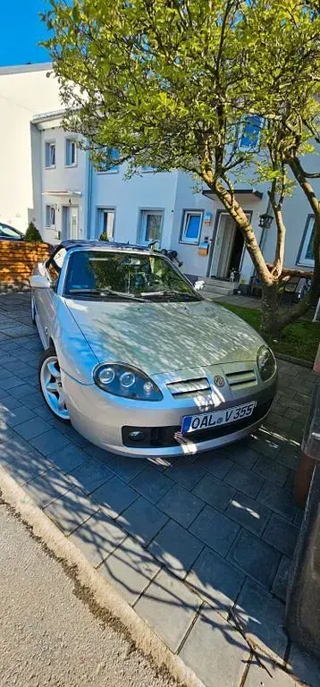 Gebraucht MG TF 136 PS (100 kW) 2004 Silber Cabrio