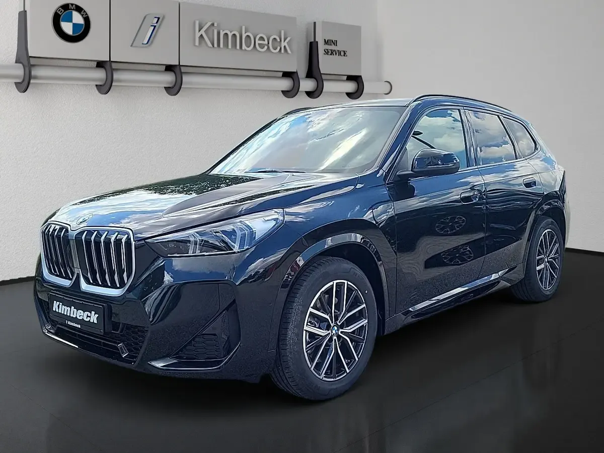 Neu BMW X1 M Sport 170 PS (125 kW) 2026 Saphirschwarz SUV