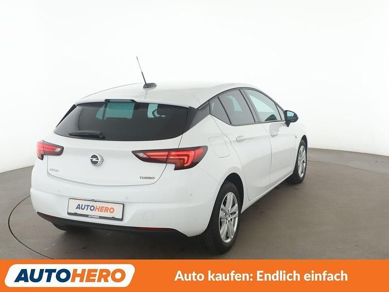 Gebraucht Opel Astra Active 150 PS (110 kW) 2017 Weiß Limousine