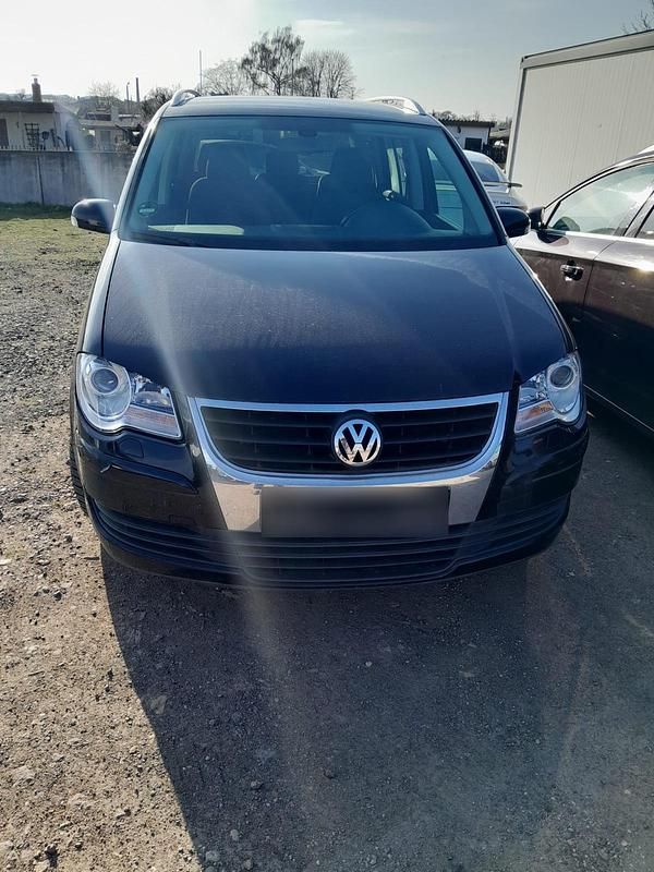 Gebraucht VW Touran 105 PS (77 kW) 2008 Schwarz Van / Kleinbus