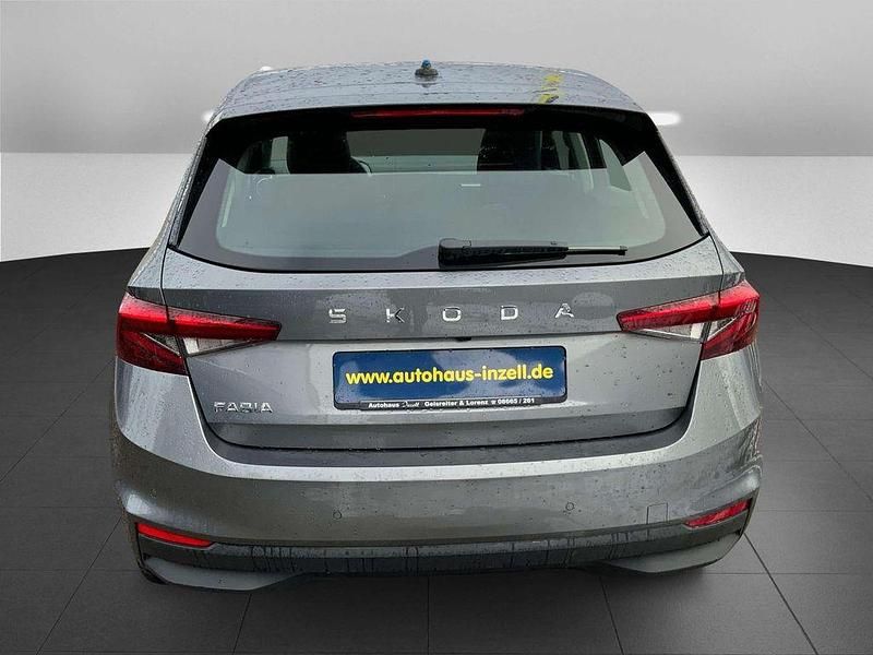 Neu Skoda Fabia Selection 116 PS (85 kW) 2025 Graphitegrau metallic Kleinwagen