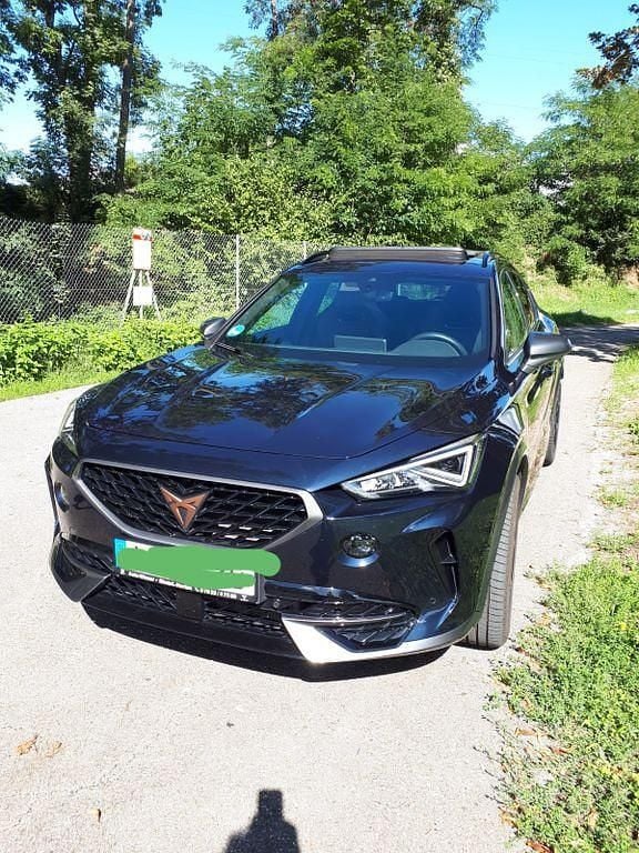 Blau Gebraucht 2022 Cupra Formentor VZ SUV | 28.500 € (Superpreis) - Bild 1/4