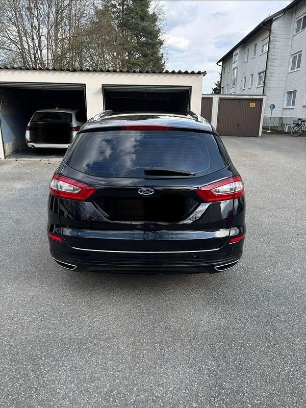 Gebraucht Ford Mondeo 179 PS (131 kW) 2015 Schwarz Kombi