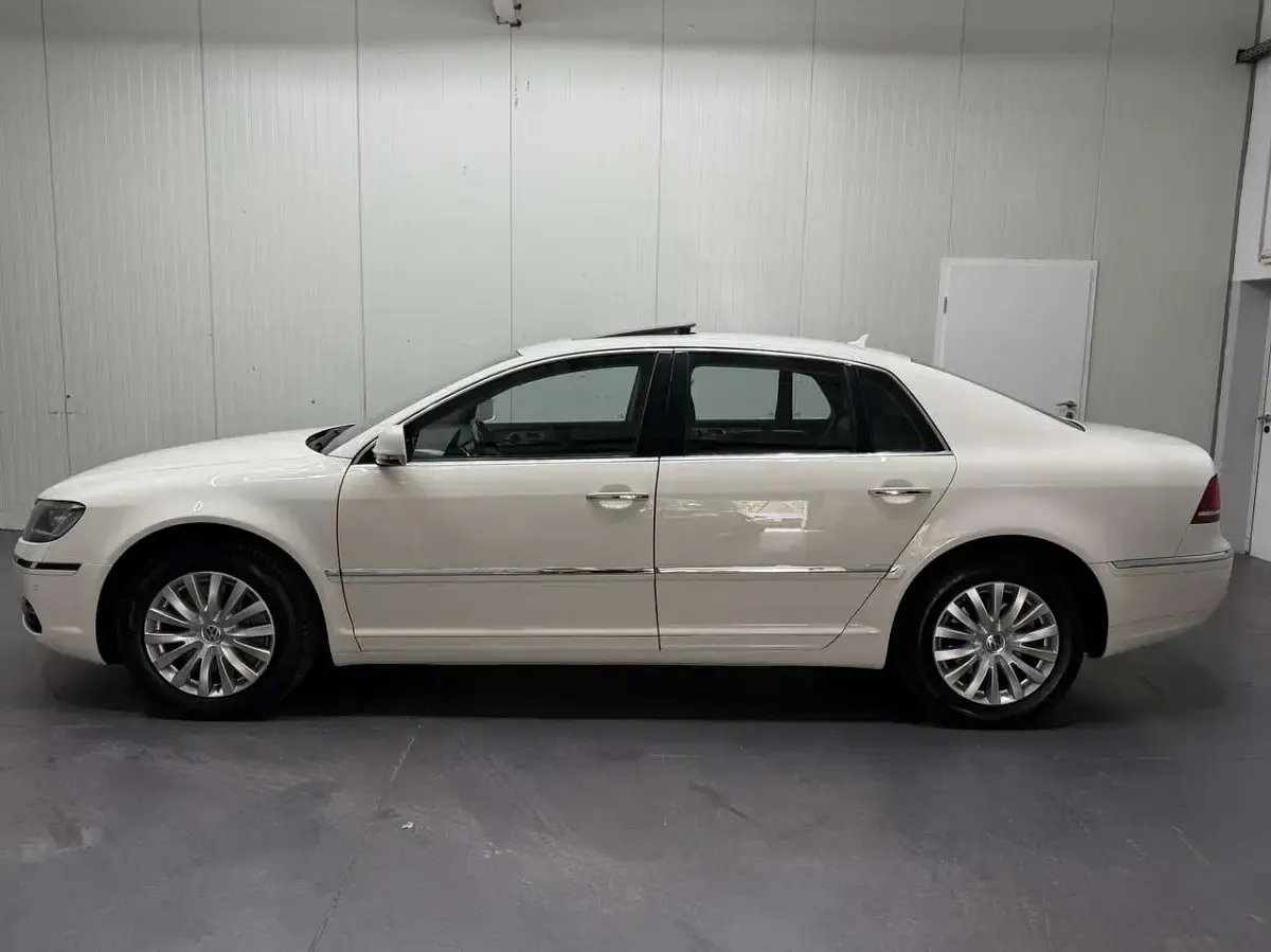 Gebraucht VW Phaeton R 240 PS (176 kW) 2012 Weiß Limousine