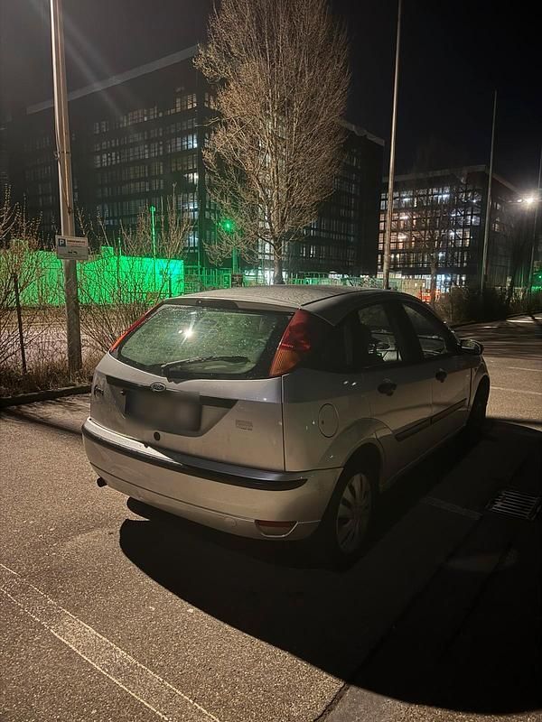 Gebraucht Ford Focus 116 PS (85 kW) 2004 Silber Kleinwagen