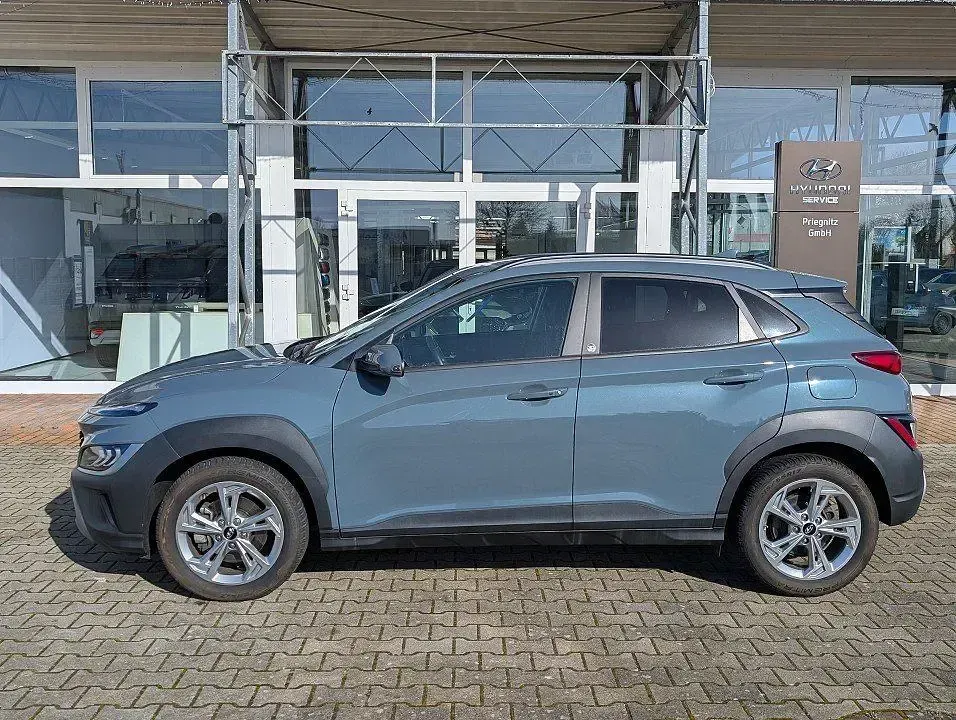 Gebraucht Hyundai Kona Edition 30+ 120 PS (88 kW) 2021 Misty jungle SUV