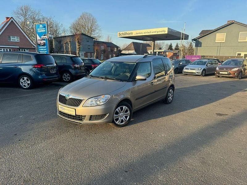 Beige Gebraucht 2010 Skoda Roomster Style Van / Kleinbus | 3.999 € (Etwas zu teuer) - Bild 1/4