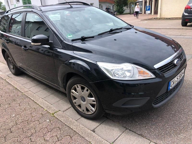 Gebraucht Ford Focus 109 PS (80 kW) 2011 Schwarz Kombi
