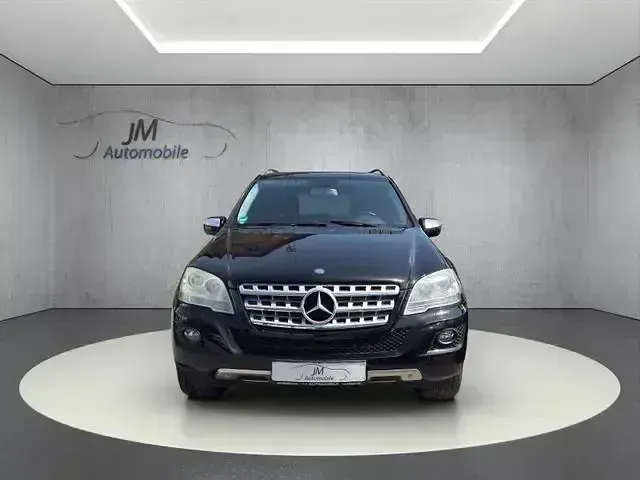Gebraucht Mercedes ML280 190 PS (139 kW) 2009 Schwarz SUV