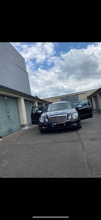 Gebraucht Mercedes 320 224 PS (164 kW) 2006 Schwarz Limousine