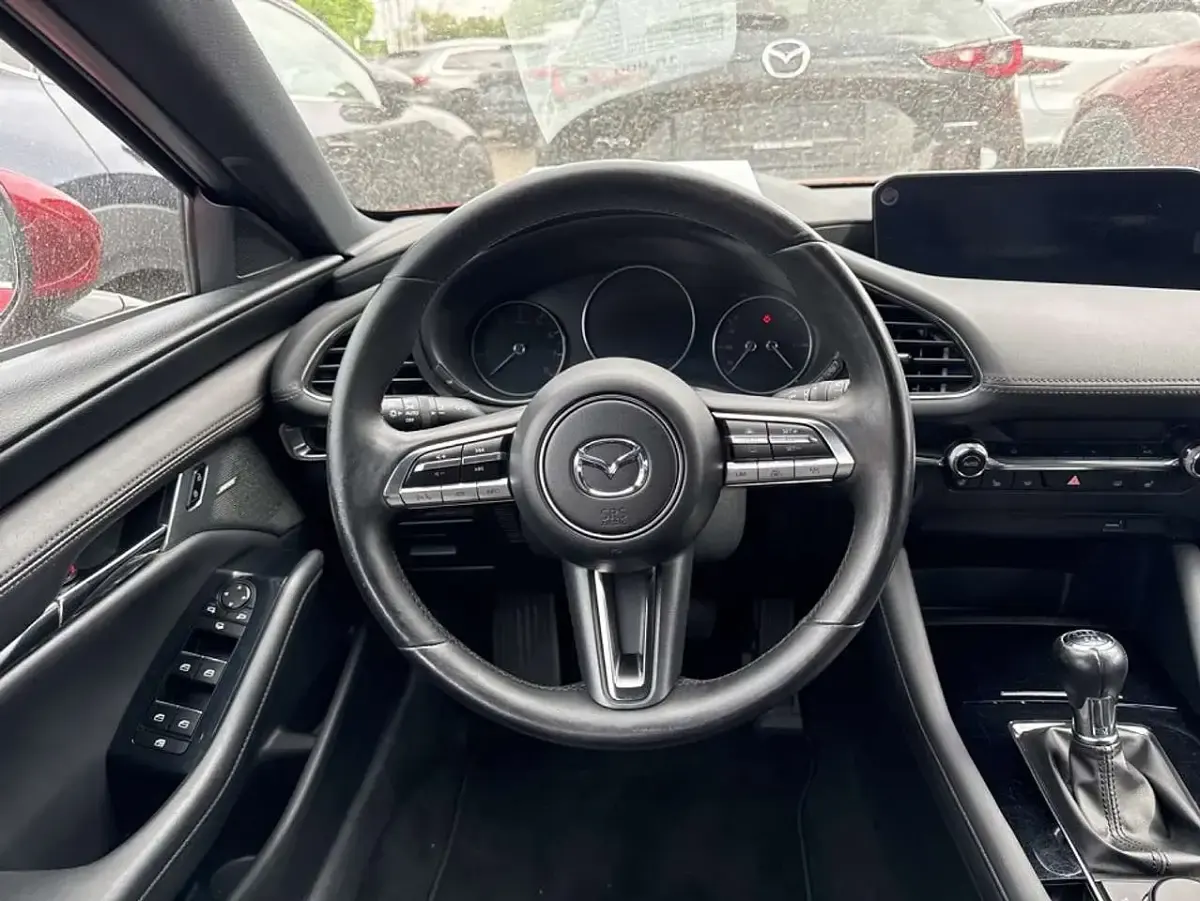 Gebraucht Mazda 3 Selection 140 PS (102 kW) 2019 Soul red crystal Limousine