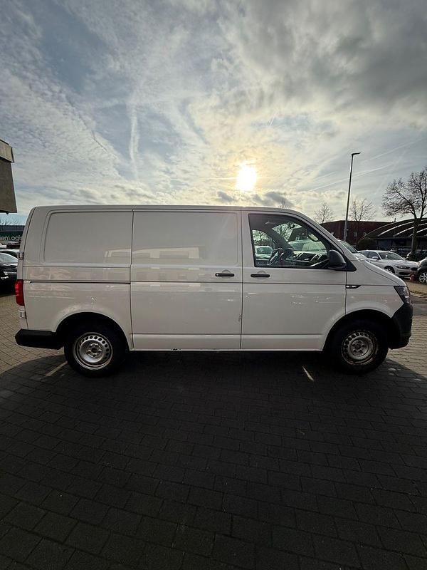 Gebraucht VW Transporter 150 PS (110 kW) 2018 Weiß Van