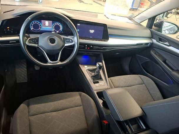 Gebraucht VW Golf VIII Goal 131 PS (96 kW) 2023 Atlantic blue Limousine