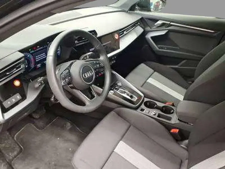 Gebraucht Audi A3 Advanced Plus 150 PS (110 kW) 2025 Schwarz Limousine
