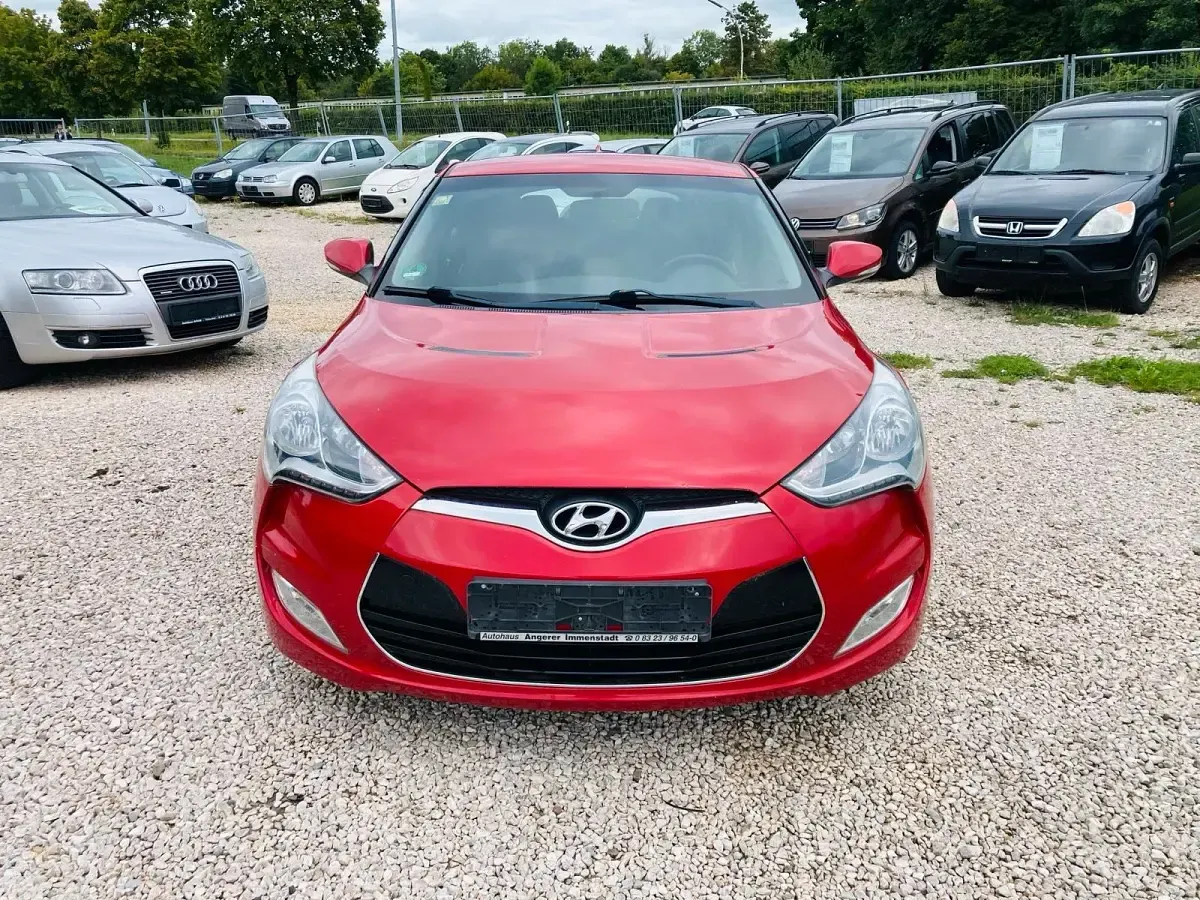 Gebraucht Hyundai Veloster 140 PS (102 kW) 2012 Rot Kleinwagen