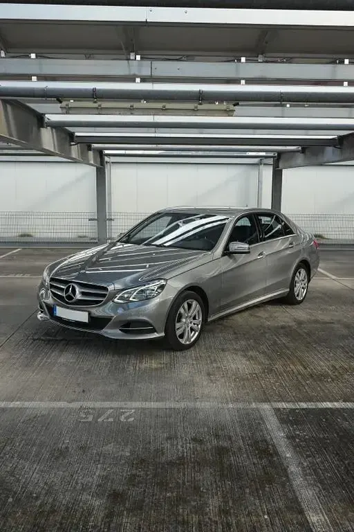 Gebraucht Mercedes E220 Edition 170 PS (125 kW) 2013 Silber Limousine