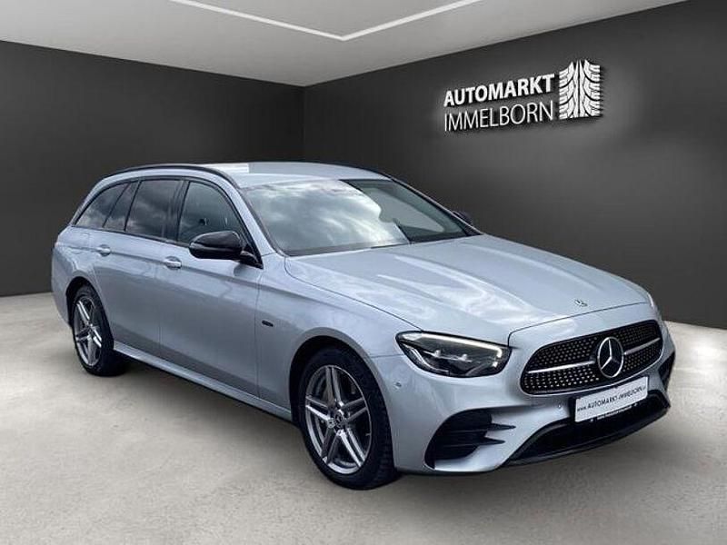 Gebraucht Mercedes E300 AMG 306 PS (225 kW) 2021 Hightechsilber metallic (metallic) Kombi