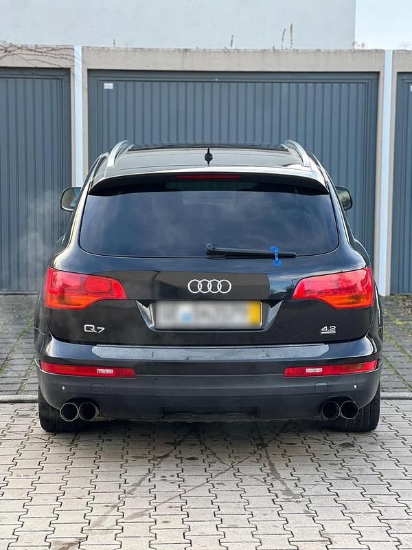 Second-hand Audi Q7 350 CP (257 kW) 2007 Negru SUV