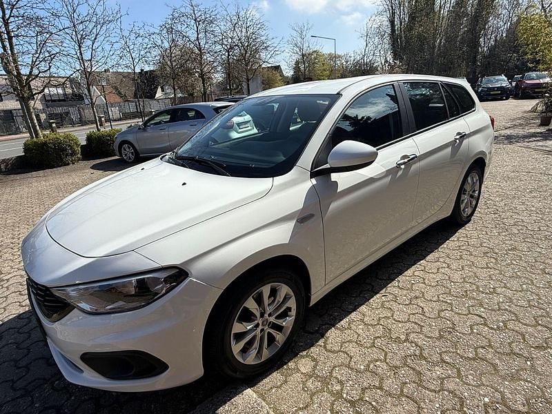 Gebraucht Fiat Tipo 95 PS (69 kW) 2019 Kombi
