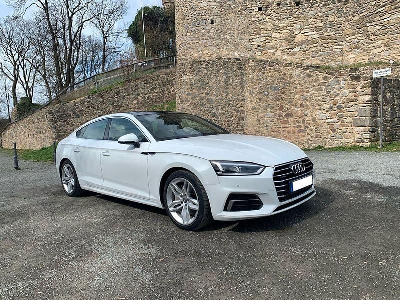 Gebraucht Audi A5 Sportback Ambiente 252 PS (185 kW) 2020 Weiß Kleinwagen