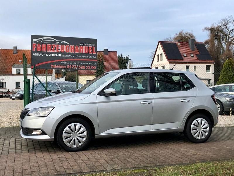 Gebraucht Skoda Fabia Cool Plus 60 PS (44 kW) 2020 Silber Kleinwagen