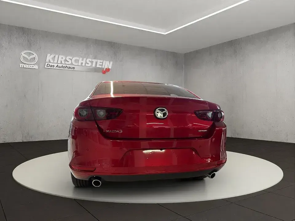 Neu Mazda 3 Exclusive-Line 140 PS (102 kW) 2025 Rot Limousine