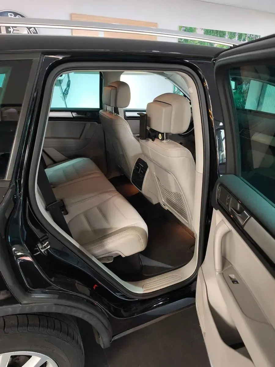 Gebraucht VW Touareg 245 PS (180 kW) 2011 Schwarz SUV