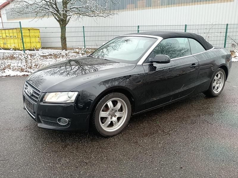 Gebraucht Audi A5 Cabriolet 170 PS (125 kW) 2011 Schwarz Cabrio