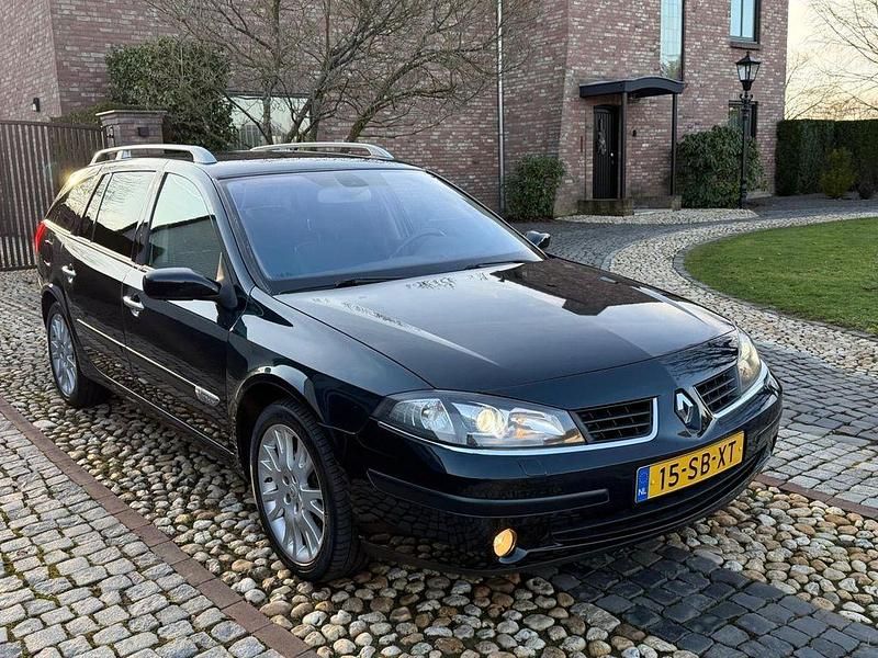 Gebraucht Renault Laguna GrandTour 207 PS (152 kW) 2005 Grün Kombi