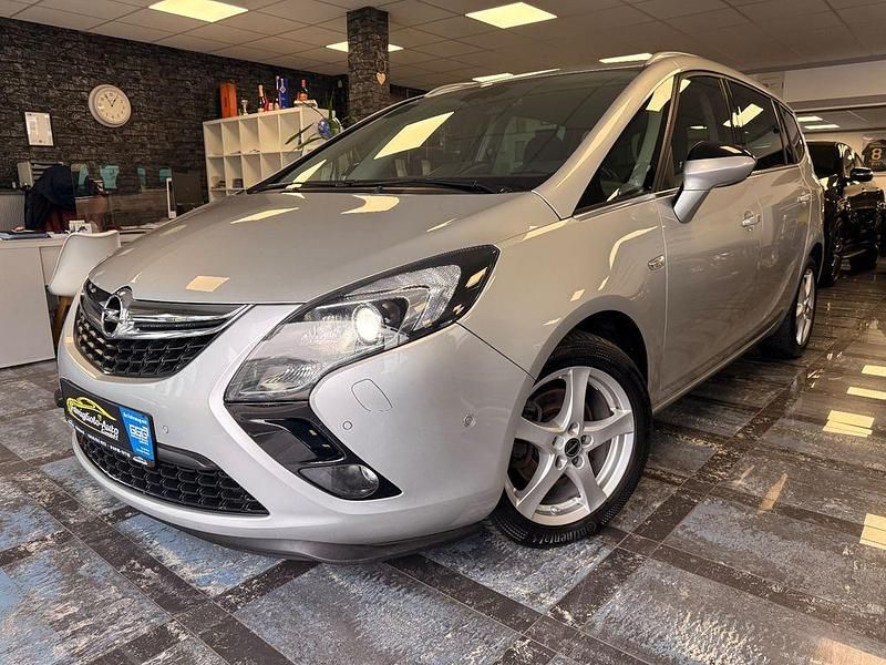Gebraucht Opel Zafira Tourer Innovation 136 PS (100 kW) 2015 Silber Van / Kleinbus
