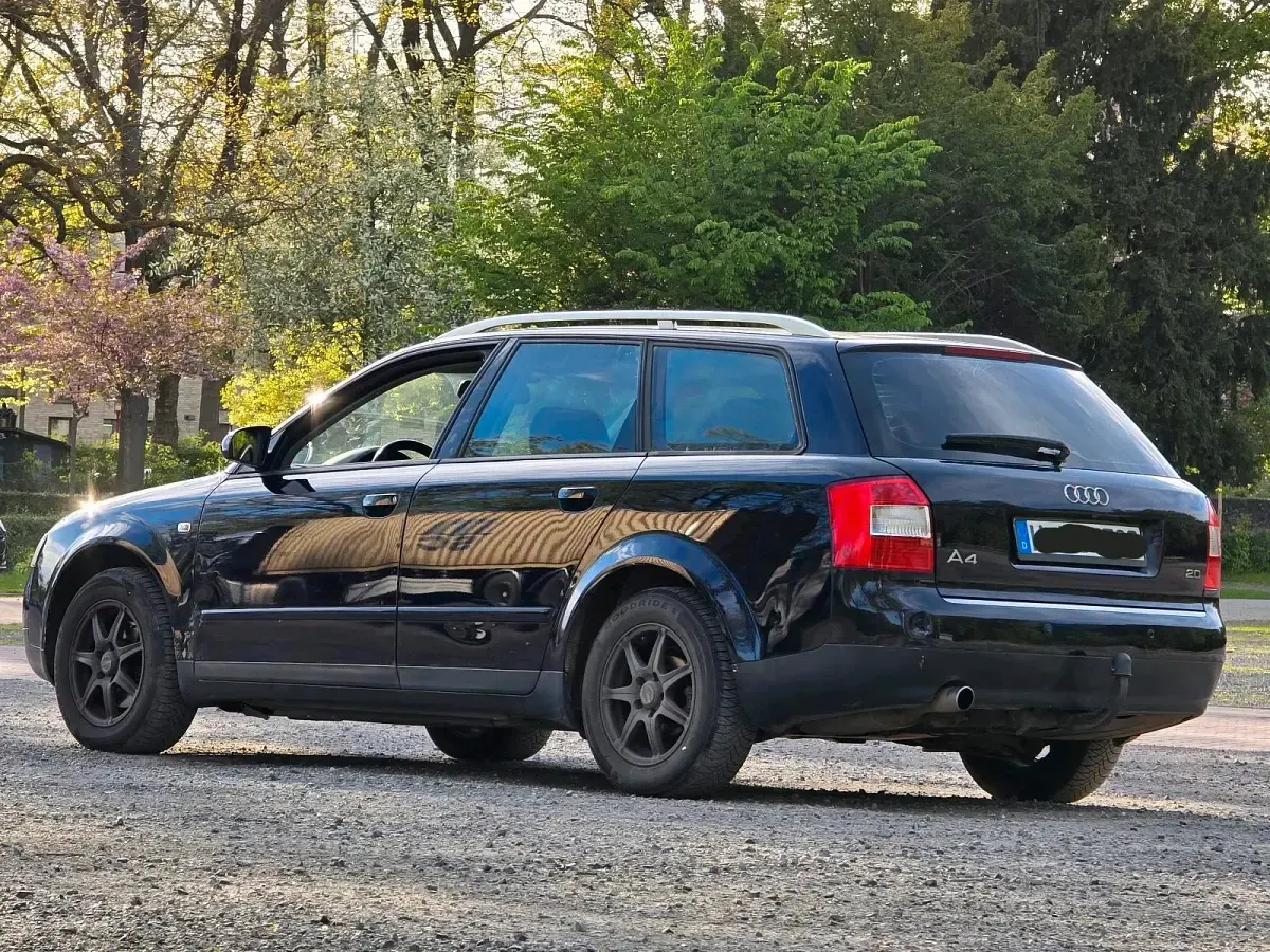 Brugt Audi A4 131 HK (96 kW) 2002 Blå Stationcar