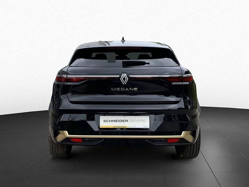 Second-hand Renault Megane E-Tech Iconic 160 kW (218 CP) 2023 Negru Berlinǎ