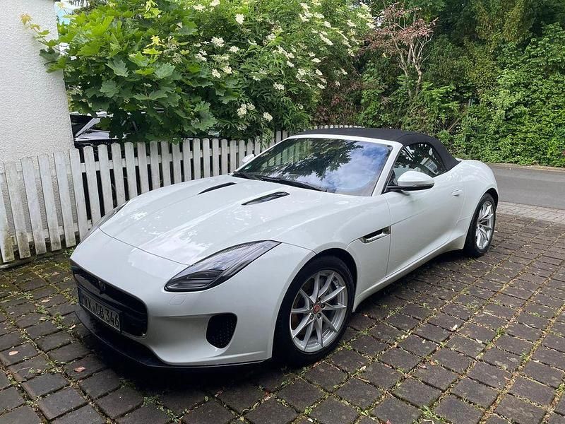 Weiß Gebraucht 2018 Jaguar F-Type Cabrio | 42.900 € (Fairer Preis) - Bild 1/4