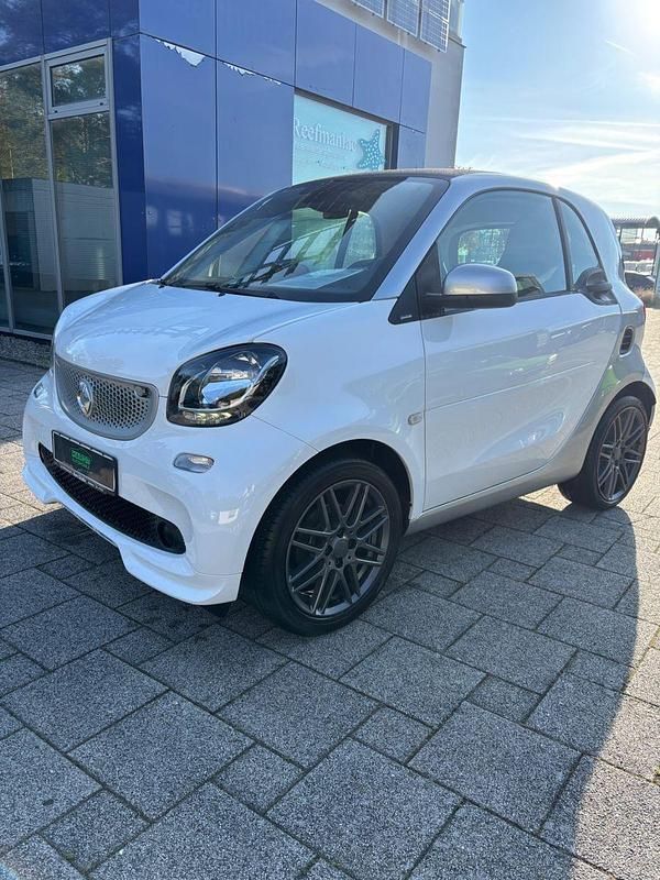 Gebraucht Smart ForTwo Coupé Basis 90 PS (66 kW) 2017 Weiß Coupé