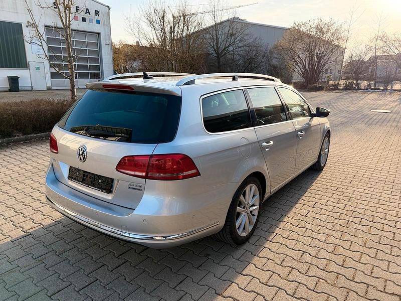 Gebraucht VW Passat Highline 170 PS (125 kW) 2011 Silber Kombi